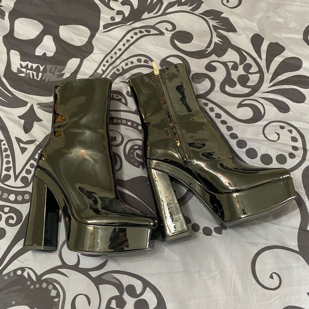 Guess Platform Booties - Picture 5 of 7